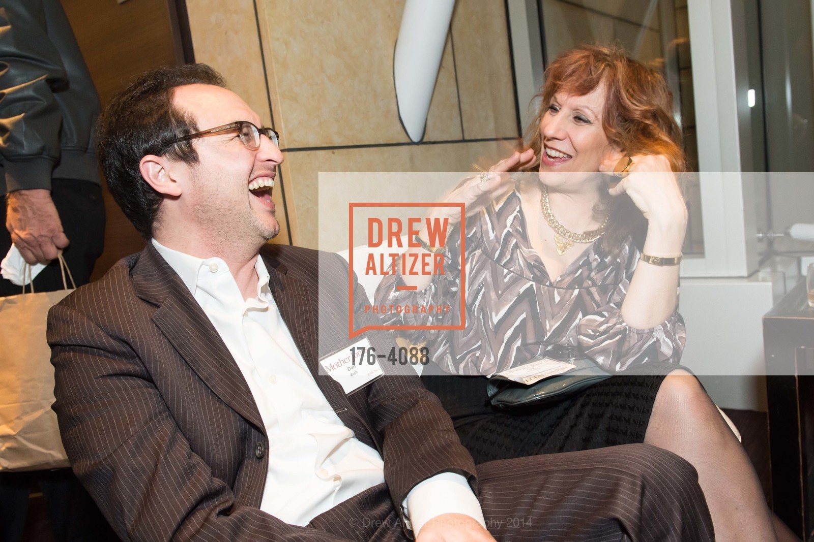 Dan Roth, Lizz Winstead, Mother Jones Annual Dinner, US, October 31st, 2014, Photo #176-4088 Dan Roth, Lizz Winstead, Photo #176-4088