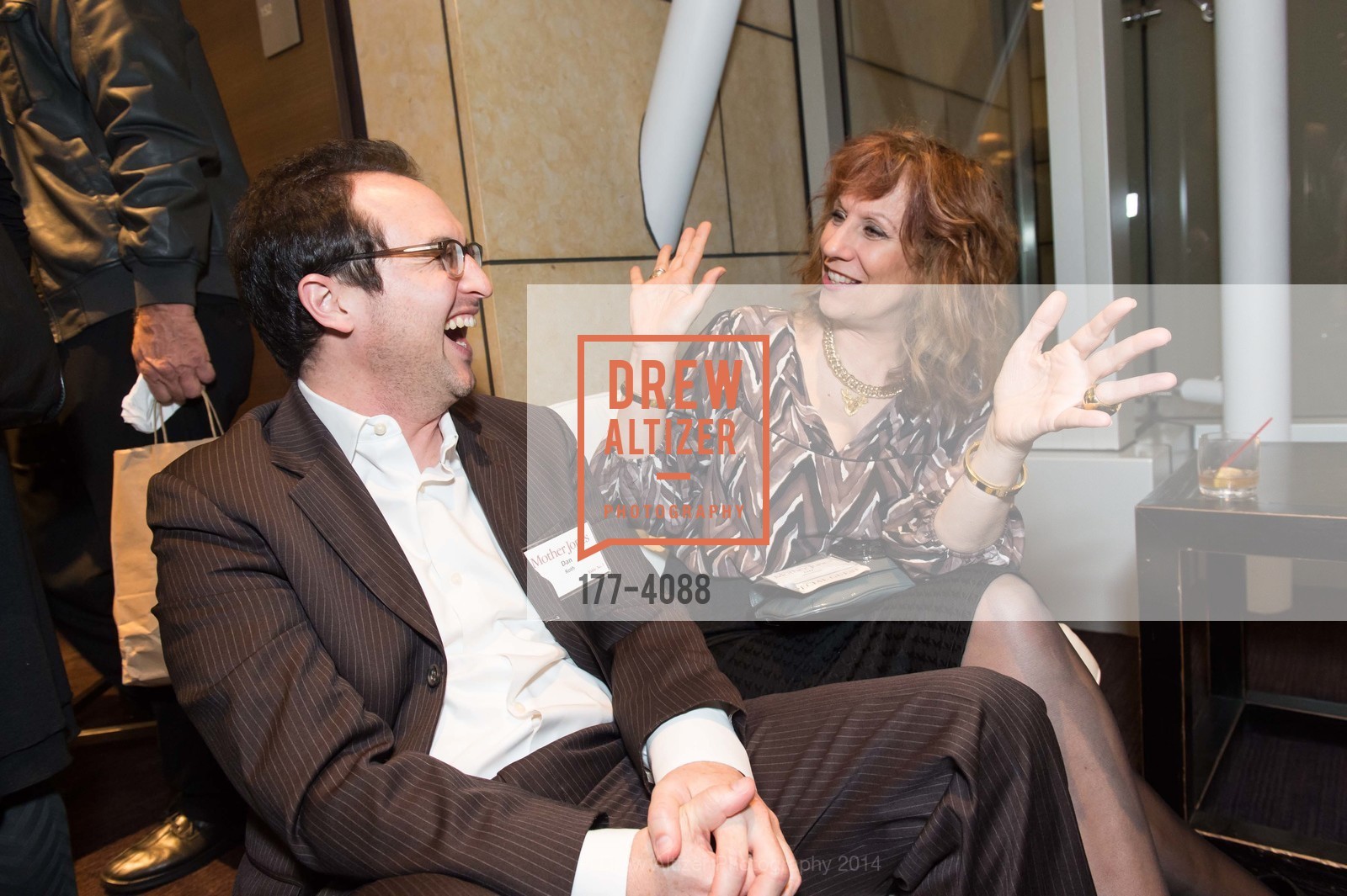 Dan Roth, Lizz Winstead, Mother Jones Annual Dinner, US, October 31st, 2014, Photo #177-4088 Dan Roth, Lizz Winstead, Photo #177-4088