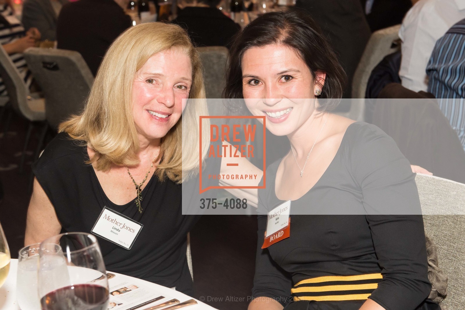 Linda Mason, Kim Keller, Mother Jones Annual Dinner, US, October 31st, 2014, Photo #375-4088 Linda Mason, Kim Keller, Photo #375-4088