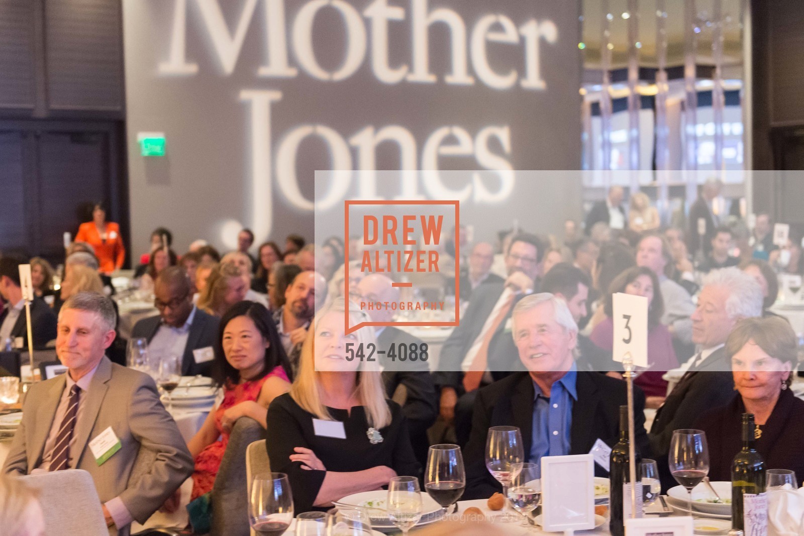Atmosphere, Mother Jones Annual Dinner, US, October 31st, 2014, Photo #542-4088 Atmosphere, Photo #542-4088
