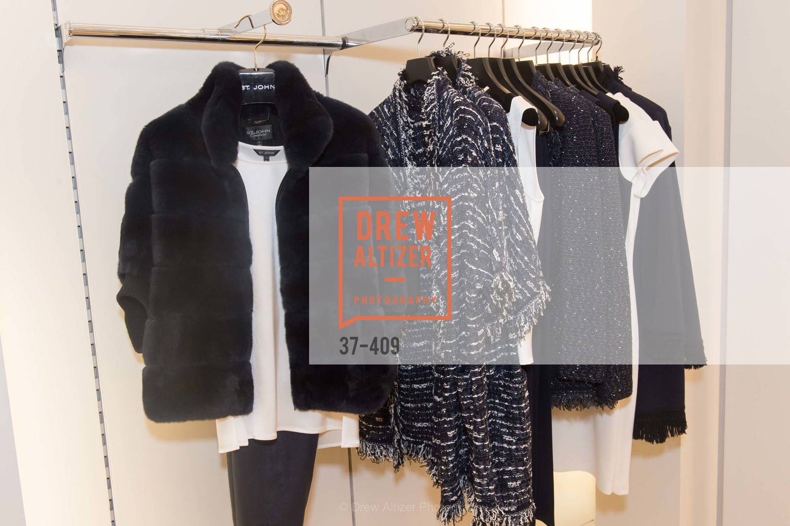 Atmosphere, St. John in Conversation with Exceptional Women benefiting Raphael House of San Francisco, St. John Boutique, October 22nd, 2015,Drew Altizer, Drew Altizer Photography, full-service agency, private events, San Francisco photographer, photographer california