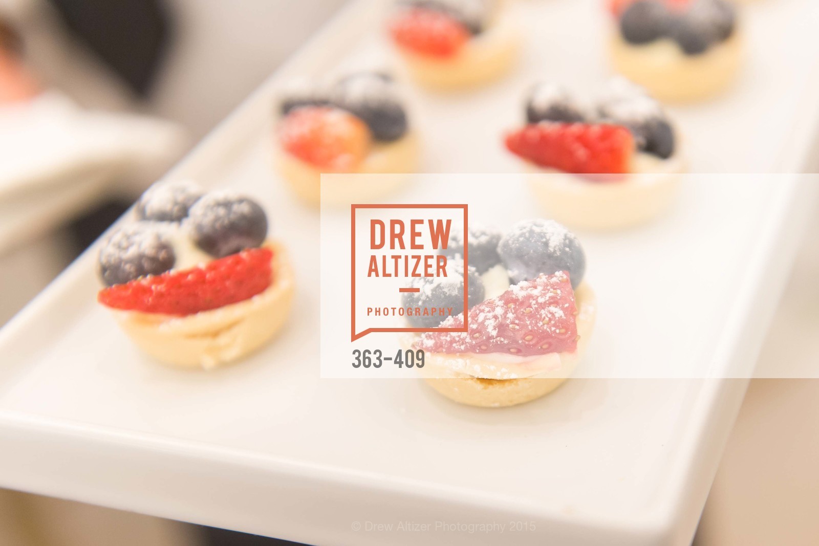 Atmosphere, St. John in Conversation with Exceptional Women benefiting Raphael House of San Francisco, St. John Boutique, October 22nd, 2015,Drew Altizer, Drew Altizer Photography, full-service agency, private events, San Francisco photographer, photographer california