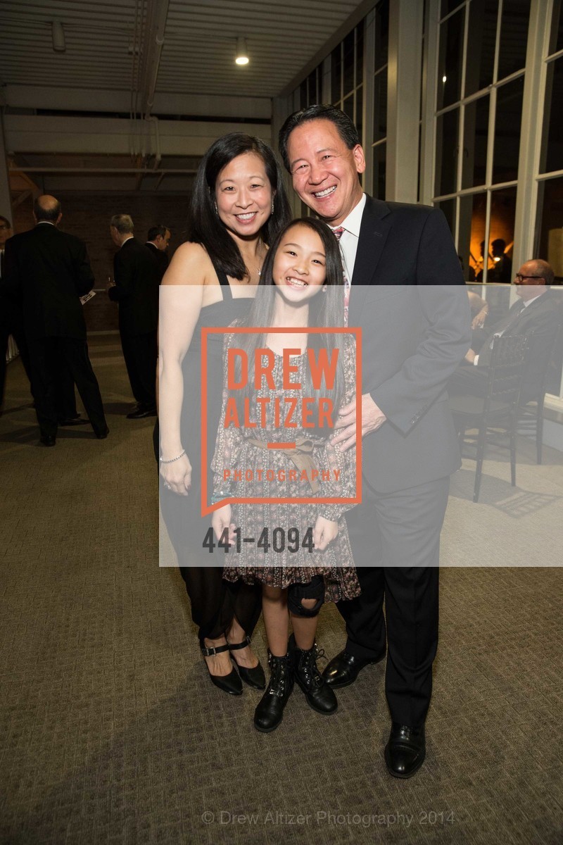 An H. Chen, Patti Chen, Clement Chen, Photo #441-4094