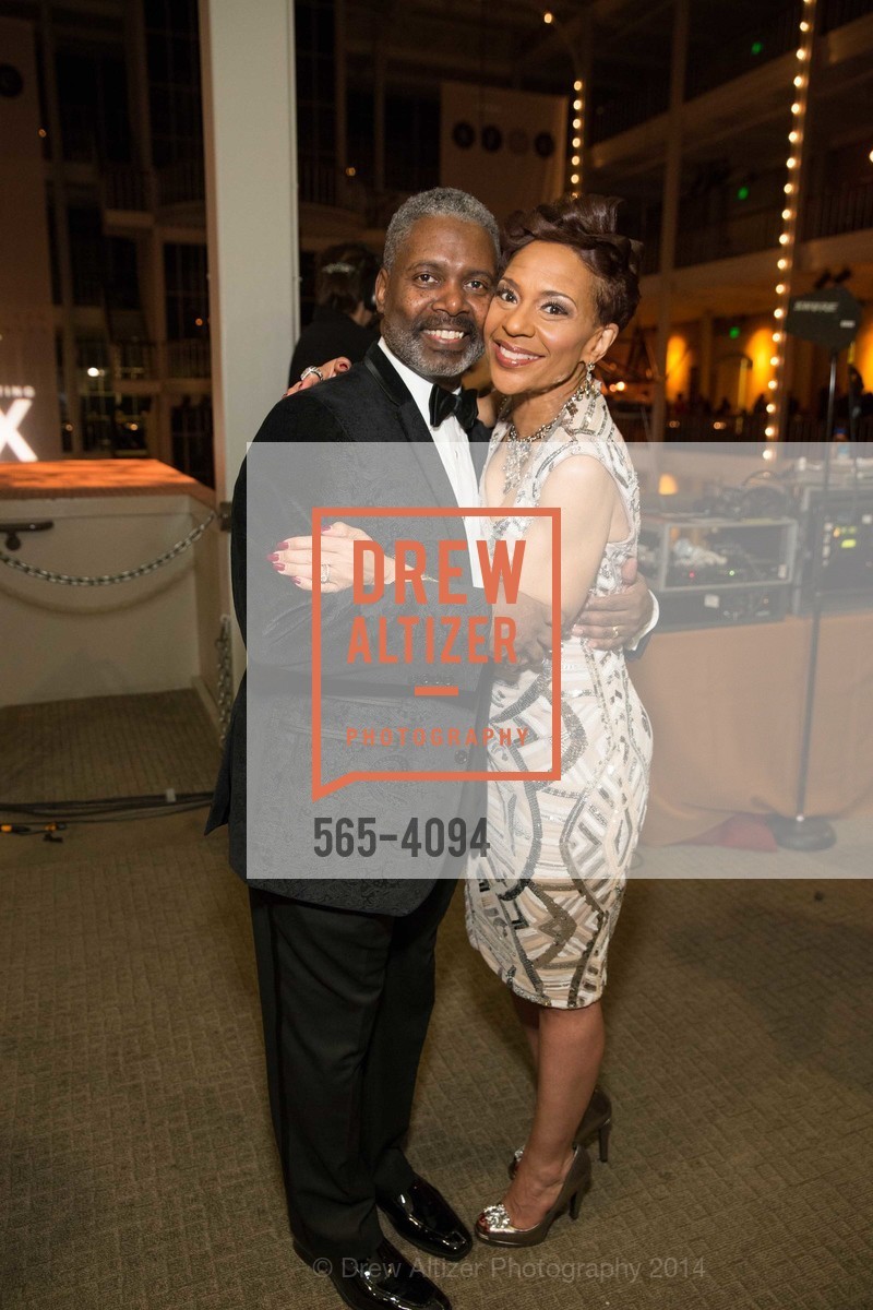 Tommie Moon, Renel Brooks-Moon, Photo #565-4094
