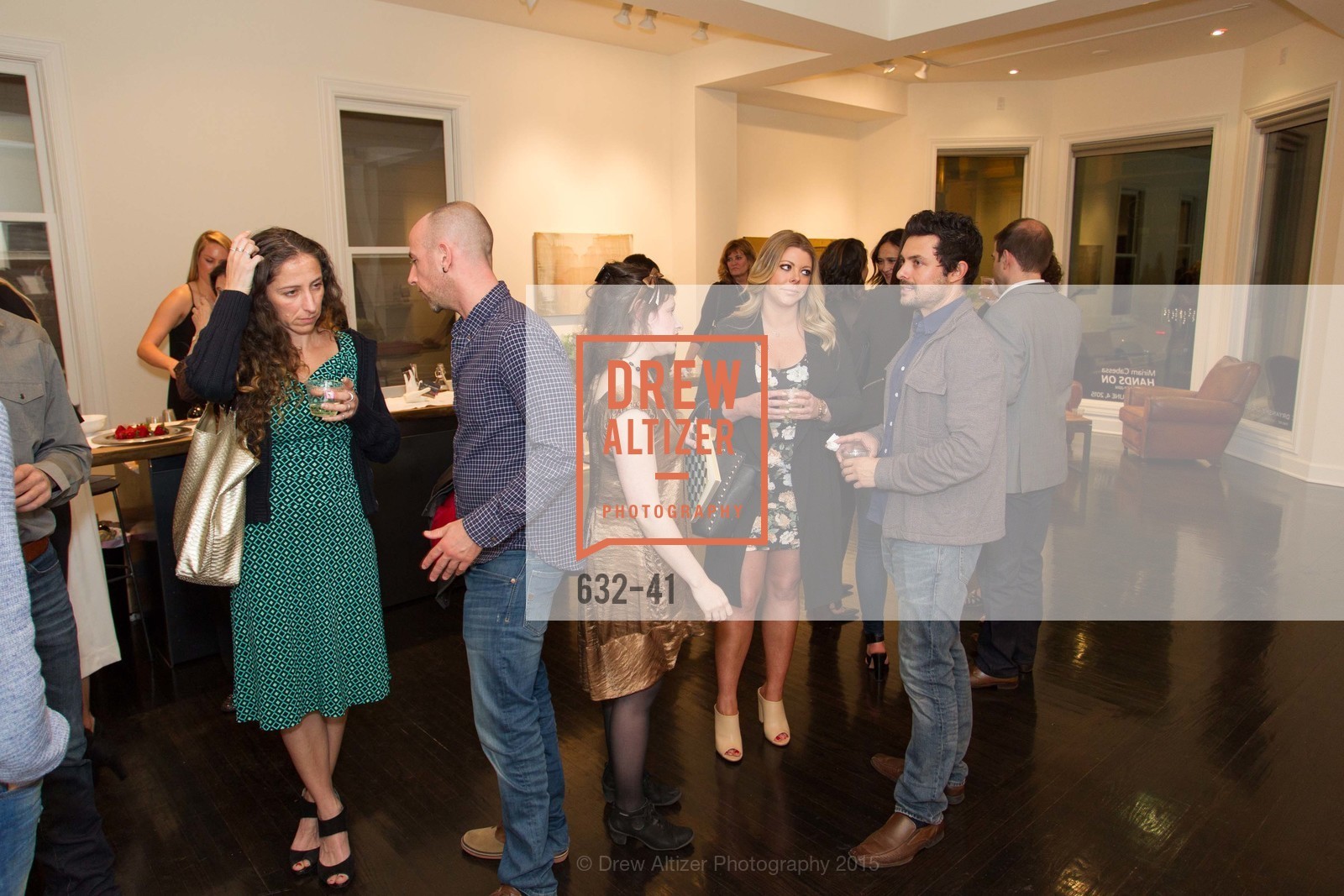 Extras, Projex Connect presents