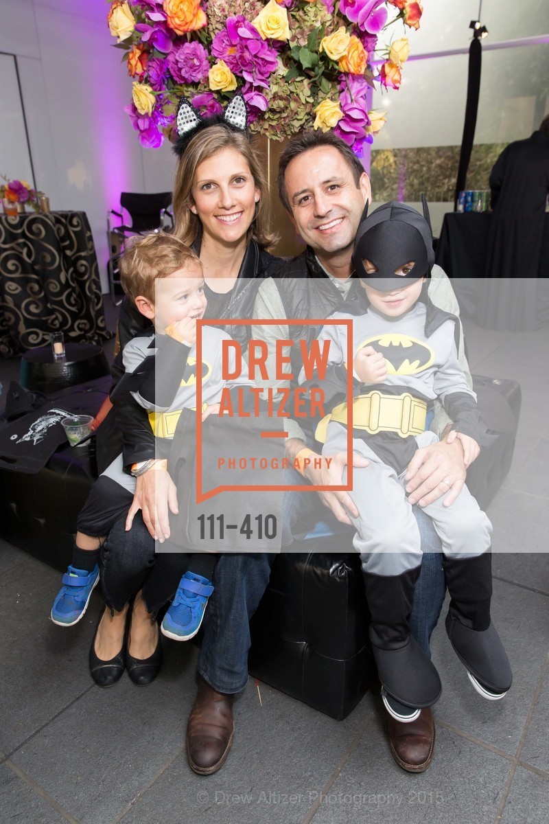 Charlie Gallo, Sarah Gallo, Joseph Gallo, California Academy of Sciences Presents SuperNatural Halloween 2015, California Academy of Science. California Academy of Science, . 55 Music Concourse Dr, October 23rd, 2015, Photo #111-410 Charlie Gallo, Sarah Gallo, Joseph Gallo, Photo #111-410
