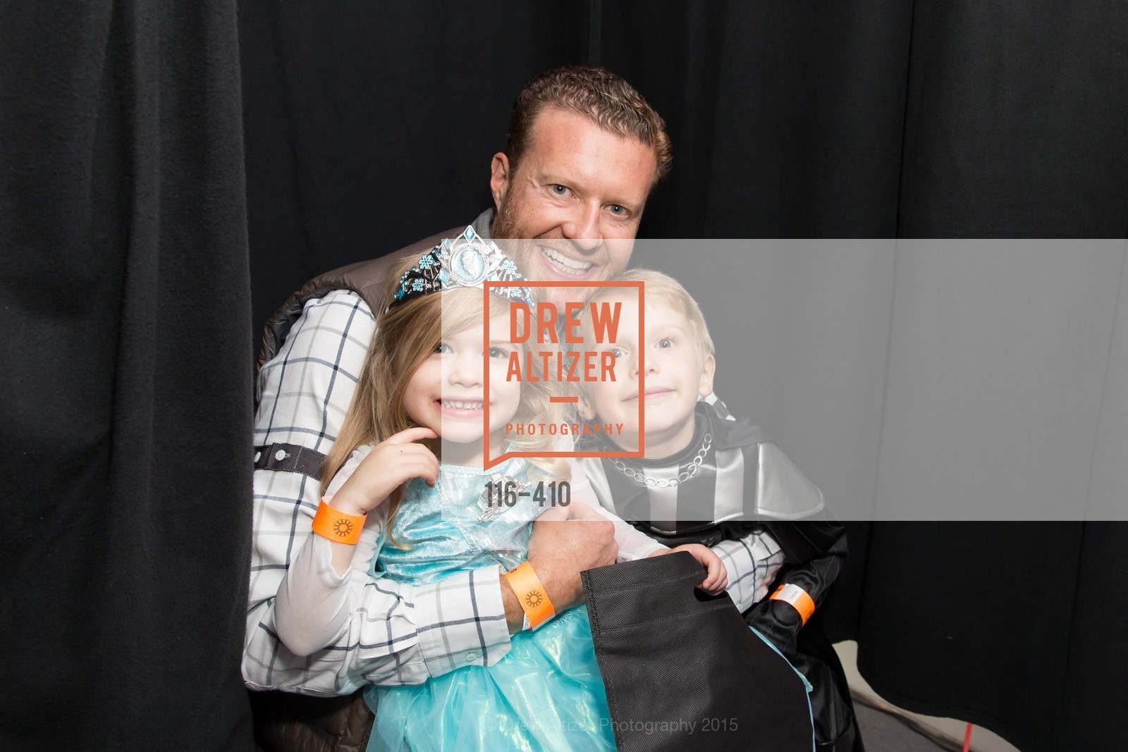 Sienna Trujillo, David Trujillo, Grant Trujillo, California Academy of Sciences Presents SuperNatural Halloween 2015, California Academy of Science. California Academy of Science, . 55 Music Concourse Dr, October 23rd, 2015, Photo #116-410 Sienna Trujillo, David Trujillo, Grant Trujillo, Photo #116-410