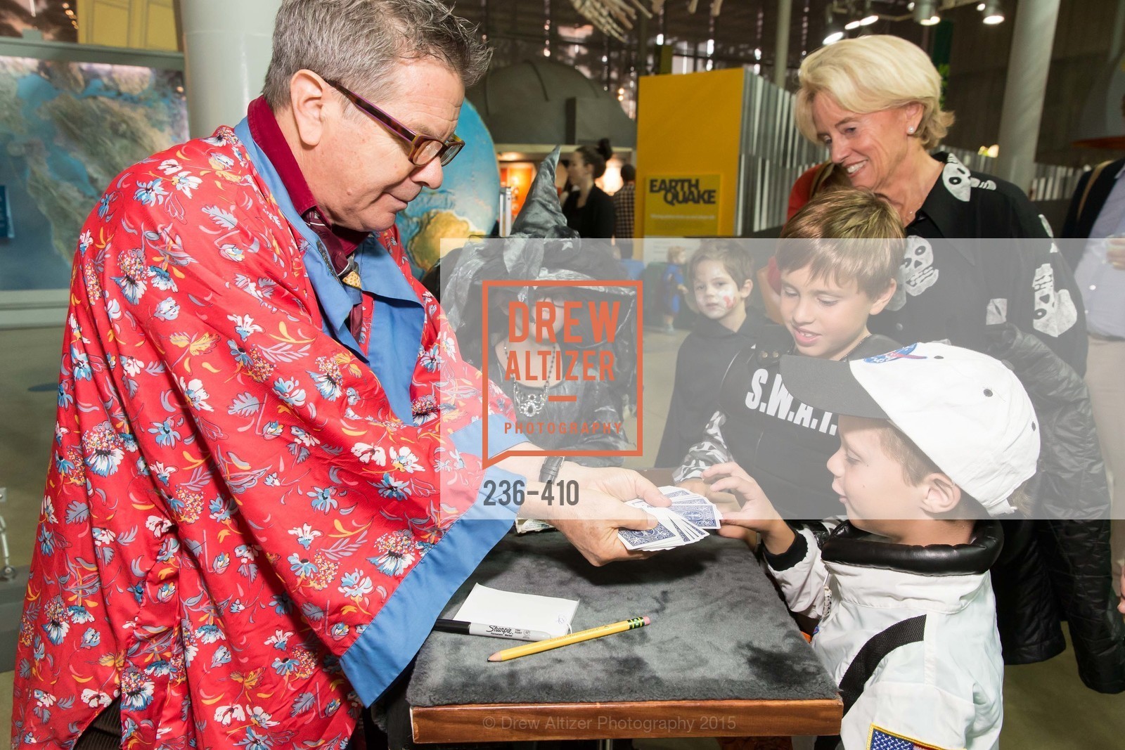 Extras, California Academy of Sciences Presents SuperNatural Halloween 2015, October 23rd, 2015, Photo,Drew Altizer, Drew Altizer Photography, full-service agency, private events, San Francisco photographer, photographer california