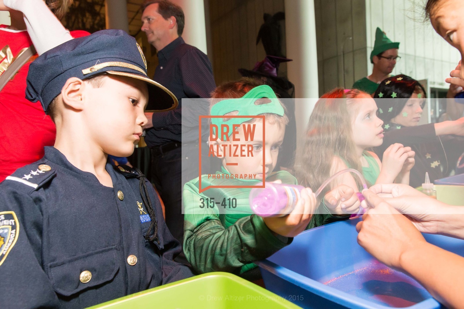 Extras, California Academy of Sciences Presents SuperNatural Halloween 2015, October 23rd, 2015, Photo,Drew Altizer, Drew Altizer Photography, full-service agency, private events, San Francisco photographer, photographer california