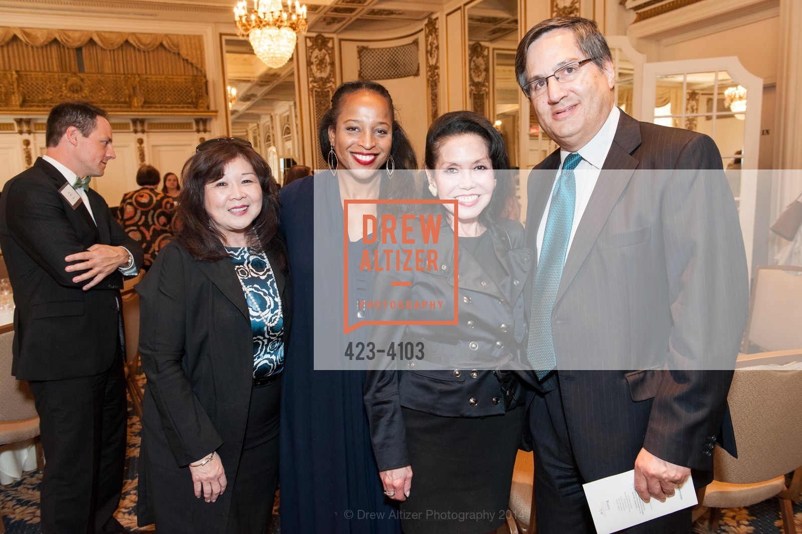 Adriane Fon, Mary Wardell Ghirarduzzi, Janice Mirikitani, John Trasvina, USF hosts the Women in Leadership & Philanthropy Luncheon, US, May 2nd, 2014, Photo #423-4103 Adriane Fon, Mary Wardell Ghirarduzzi, Janice Mirikitani, John Trasvina, Photo #423-4103