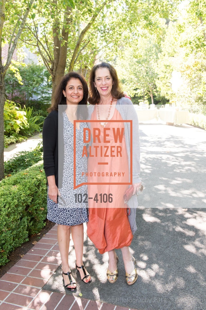 Golnar Yazdi, Lynn Esselstein, Casa old, US, August 24th, 2014, Photo #102-4106 Golnar Yazdi, Lynn Esselstein, Photo #102-4106