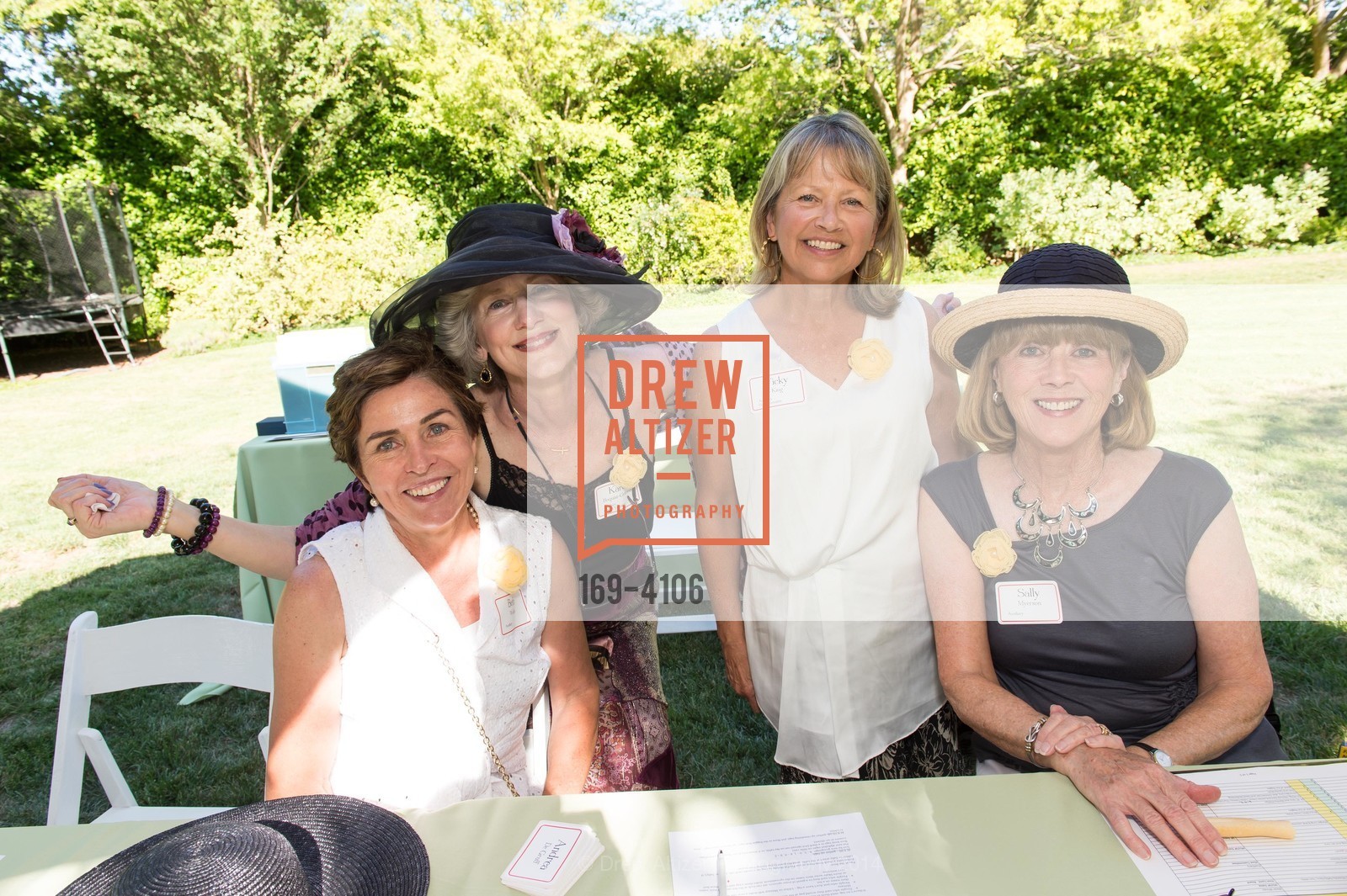 Beth Walsh, Karen Boquist-Gelineau, Vicky King, Sally Myerson, Casa old, US, August 24th, 2014, Photo #169-4106 Beth Walsh, Karen Boquist-Gelineau, Vicky King, Sally Myerson, Photo #169-4106