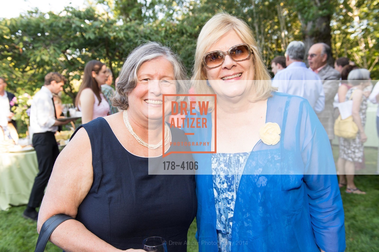 Suzanne Aubry, Betsy Thompson, Casa old, US, August 24th, 2014, Photo #178-4106 Suzanne Aubry, Betsy Thompson, Photo #178-4106