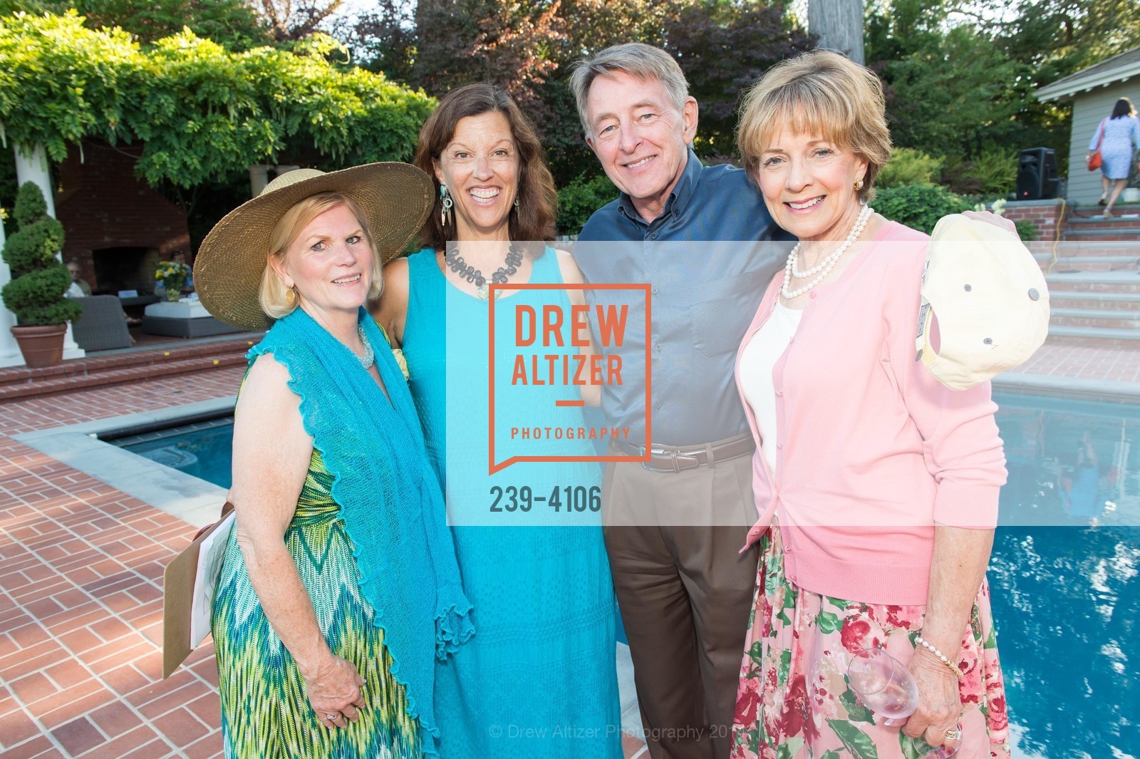 Gayle Carboni, Jenny Kelcher, Steve Weller, Nancy Weller, Casa old, US, August 24th, 2014, Photo #239-4106 Gayle Carboni, Jenny Kelcher, Steve Weller, Nancy Weller, Photo #239-4106