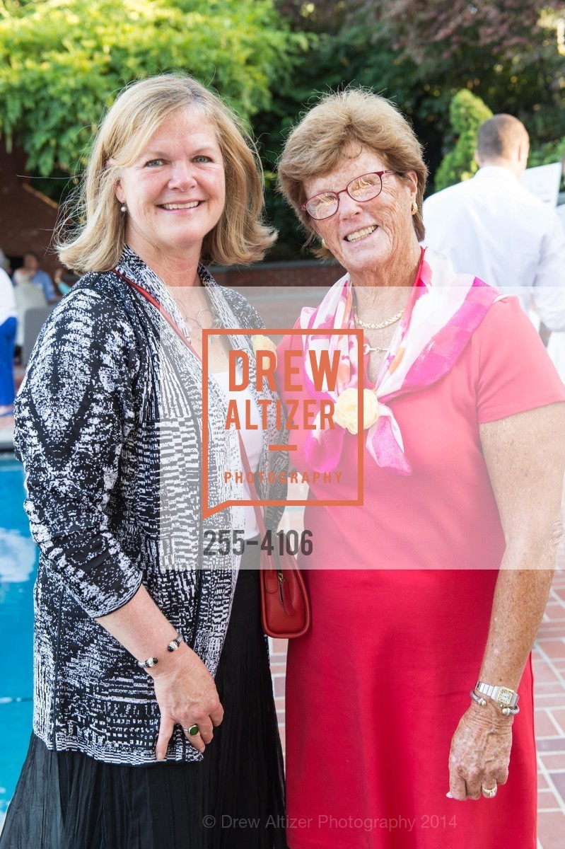 Nancy Rowe, Angie Hollman, Casa old, US, August 24th, 2014, Photo #255-4106 Nancy Rowe, Angie Hollman, Photo #255-4106