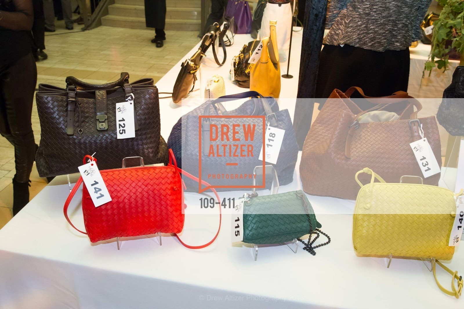 Atmosphere, Breast Cancer Emergency Fund's: THIS OLD BAG: The Power of the Purse, The Bently Reserve. 301 Battery St, October 23rd, 2015,Drew Altizer, Drew Altizer Photography, full-service agency, private events, San Francisco photographer, photographer california