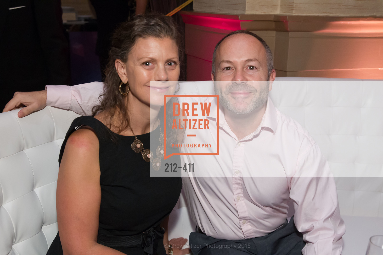 Libby Smith, Drew Grimshaw, Breast Cancer Emergency Fund's: THIS OLD BAG: The Power of the Purse, The Bently Reserve. The Bently Reserve, . 301 Battery St, October 23rd, 2015, Photo #212-411 Libby Smith, Drew Grimshaw, Photo #212-411