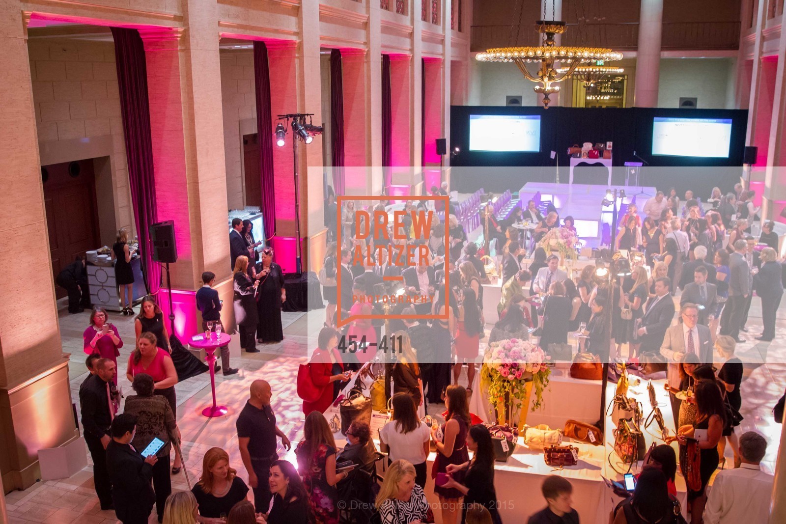 Atmosphere, Breast Cancer Emergency Fund's: THIS OLD BAG: The Power of the Purse, The Bently Reserve. 301 Battery St, October 23rd, 2015,Drew Altizer, Drew Altizer Photography, full-service agency, private events, San Francisco photographer, photographer california