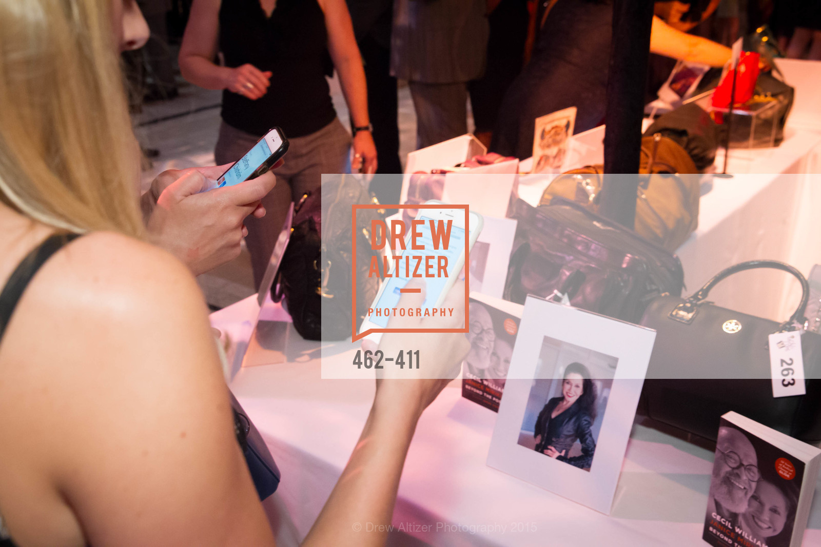 Atmosphere, Breast Cancer Emergency Fund's: THIS OLD BAG: The Power of the Purse, The Bently Reserve. 301 Battery St, October 23rd, 2015,Drew Altizer, Drew Altizer Photography, full-service agency, private events, San Francisco photographer, photographer california
