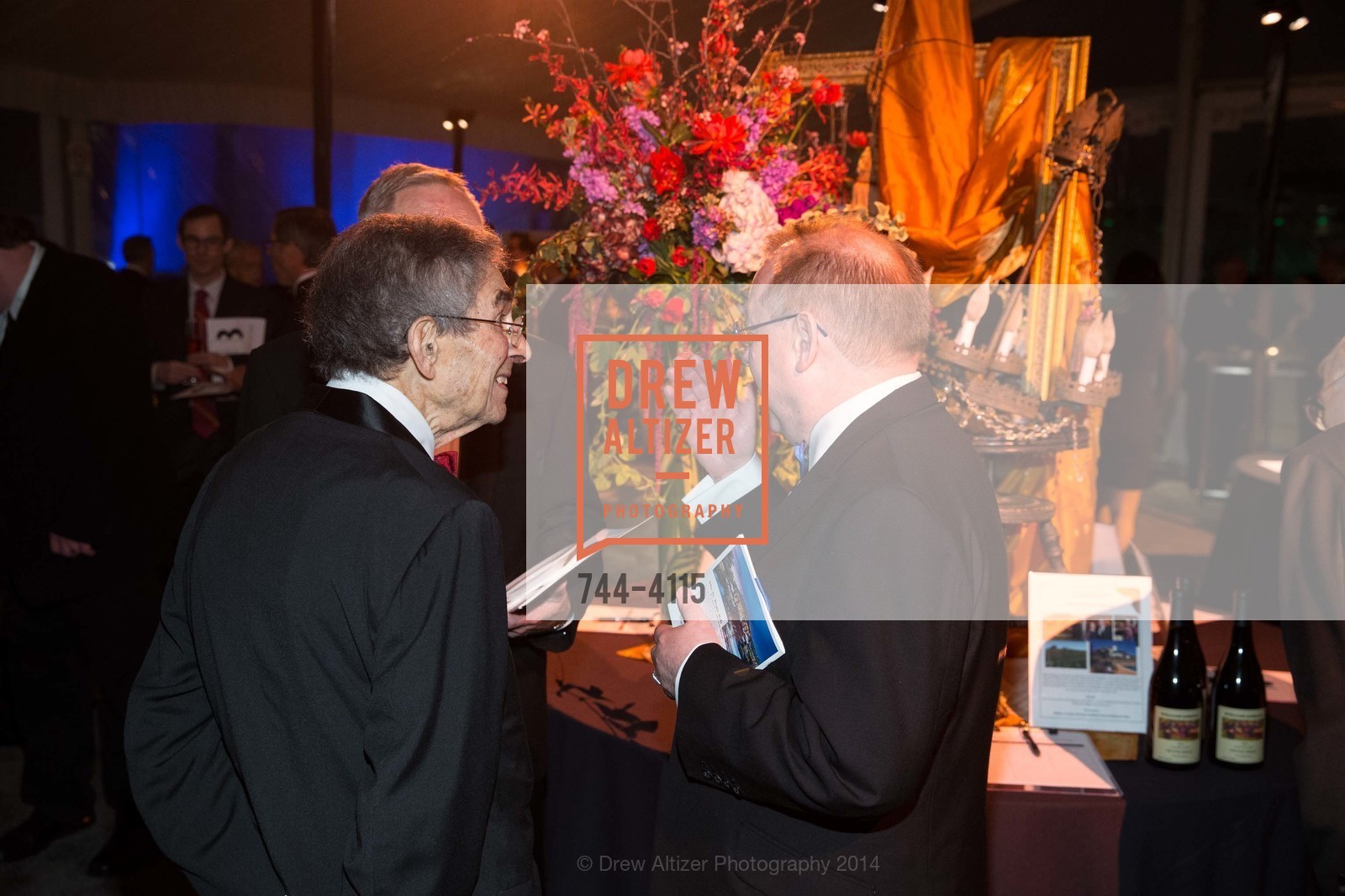 Milton Schlesinger, Nicholas McGegan, PHILHARMONIA BAROQUE ORCHESTRA 2014 Gala & Auction, US, February 28th, 2014, Photo #744-4115 Milton Schlesinger, Nicholas McGegan, Photo #744-4115