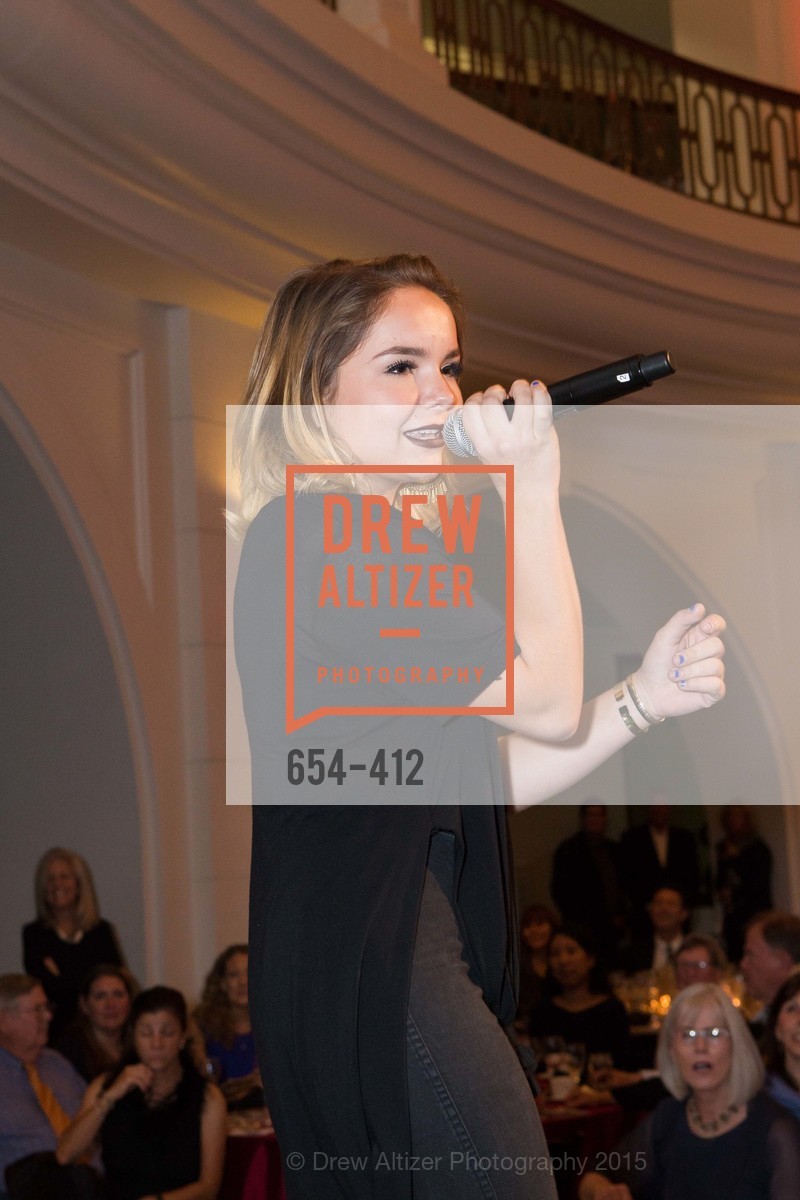 Performance, Girls Inc's of Alameda WOMEN OF TASTE, Rotunda. 00 Frank Ogawa Plaza, October 24th, 2015,Drew Altizer, Drew Altizer Photography, full-service agency, private events, San Francisco photographer, photographer california
