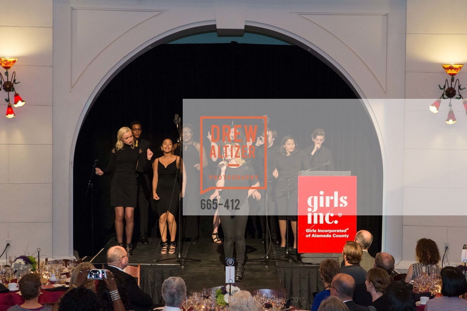 Performance, Girls Inc's of Alameda WOMEN OF TASTE, Rotunda. 00 Frank Ogawa Plaza, October 24th, 2015,Drew Altizer, Drew Altizer Photography, full-service event agency, private events, San Francisco photographer, photographer California