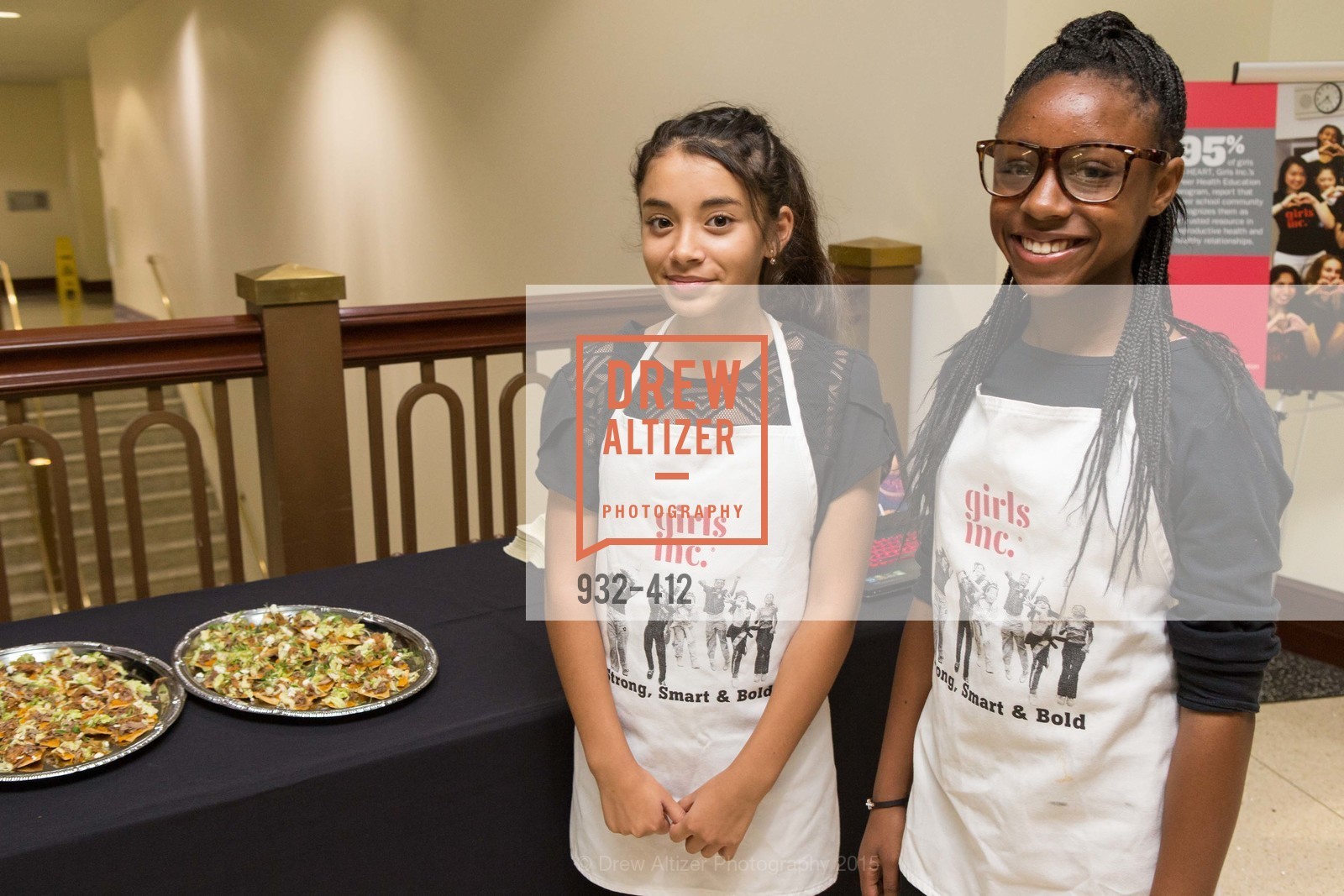 Ariana Gutierrez, Makayla Marshall, Girls Inc's of Alameda WOMEN OF TASTE, Rotunda. 00 Frank Ogawa Plaza, October 24th, 2015,Drew Altizer, Drew Altizer Photography, full-service agency, private events, San Francisco photographer, photographer california