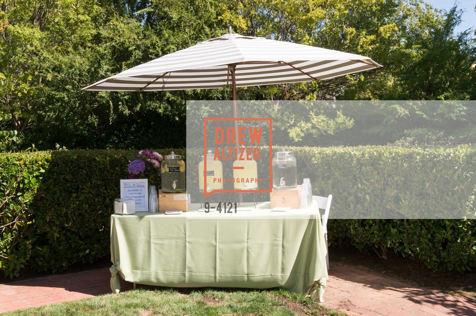 Atmosphere, CASA of San Mateo County's AUXILIARY Annual Garden Party, US, August 24th, 2014, Photo #9-4121 Atmosphere, Photo #9-4121