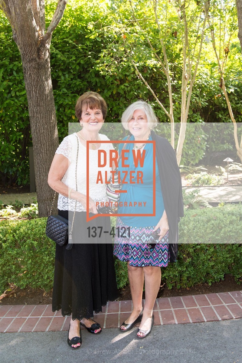 Jackie Meyer, Nancy McKane, CASA of San Mateo County's AUXILIARY Annual Garden Party, US, August 24th, 2014, Photo #137-4121 Jackie Meyer, Nancy McKane, Photo #137-4121