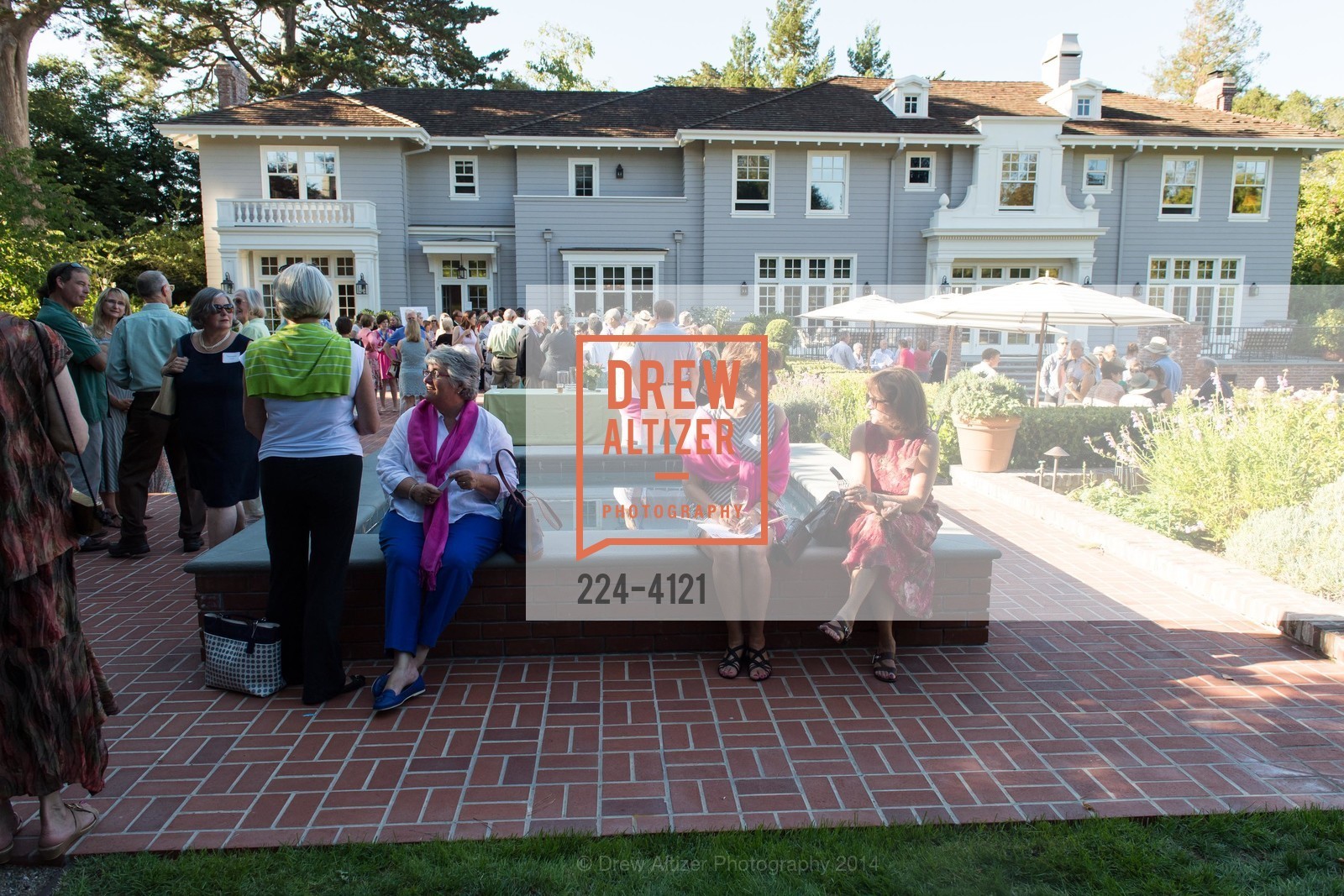 Atmosphere, CASA of San Mateo County's AUXILIARY Annual Garden Party, US, August 24th, 2014, Photo #224-4121 Atmosphere, Photo #224-4121