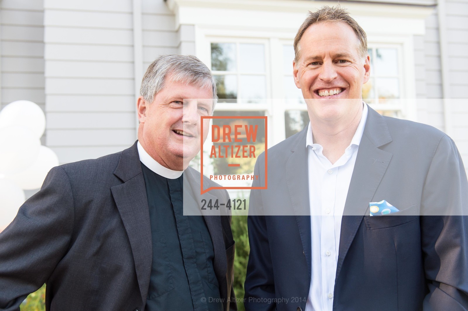Eric Hinds, Scott Bedford, CASA of San Mateo County's AUXILIARY Annual Garden Party, US, August 24th, 2014, Photo #244-4121 Eric Hinds, Scott Bedford, Photo #244-4121