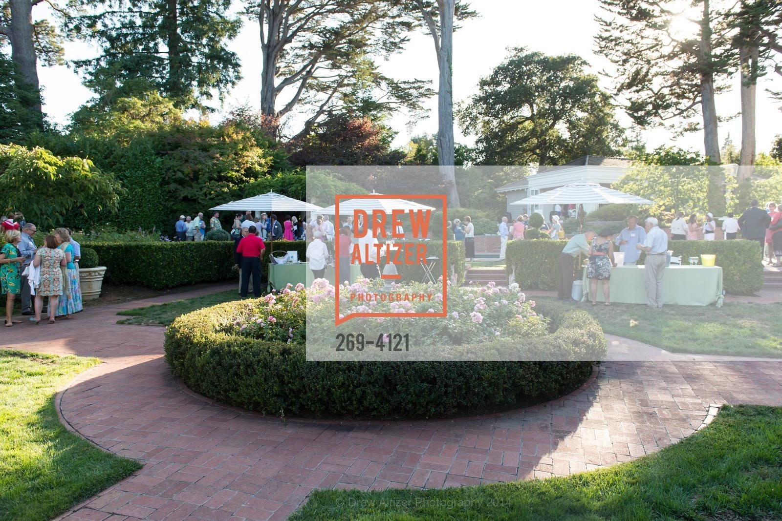 Atmosphere, CASA of San Mateo County's AUXILIARY Annual Garden Party, US, August 24th, 2014, Photo #269-4121 Atmosphere, Photo #269-4121