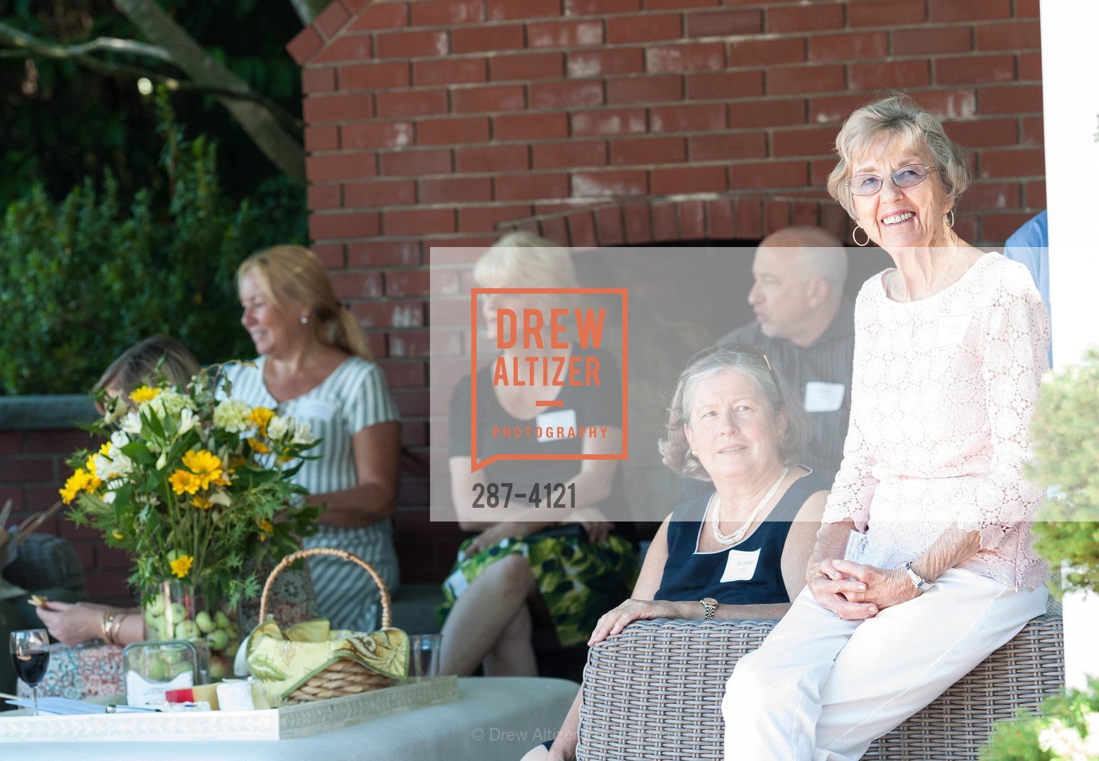 Suzanne Aubry, CASA of San Mateo County's AUXILIARY Annual Garden Party, US, August 24th, 2014, Photo #287-4121 Suzanne Aubry, Photo #287-4121