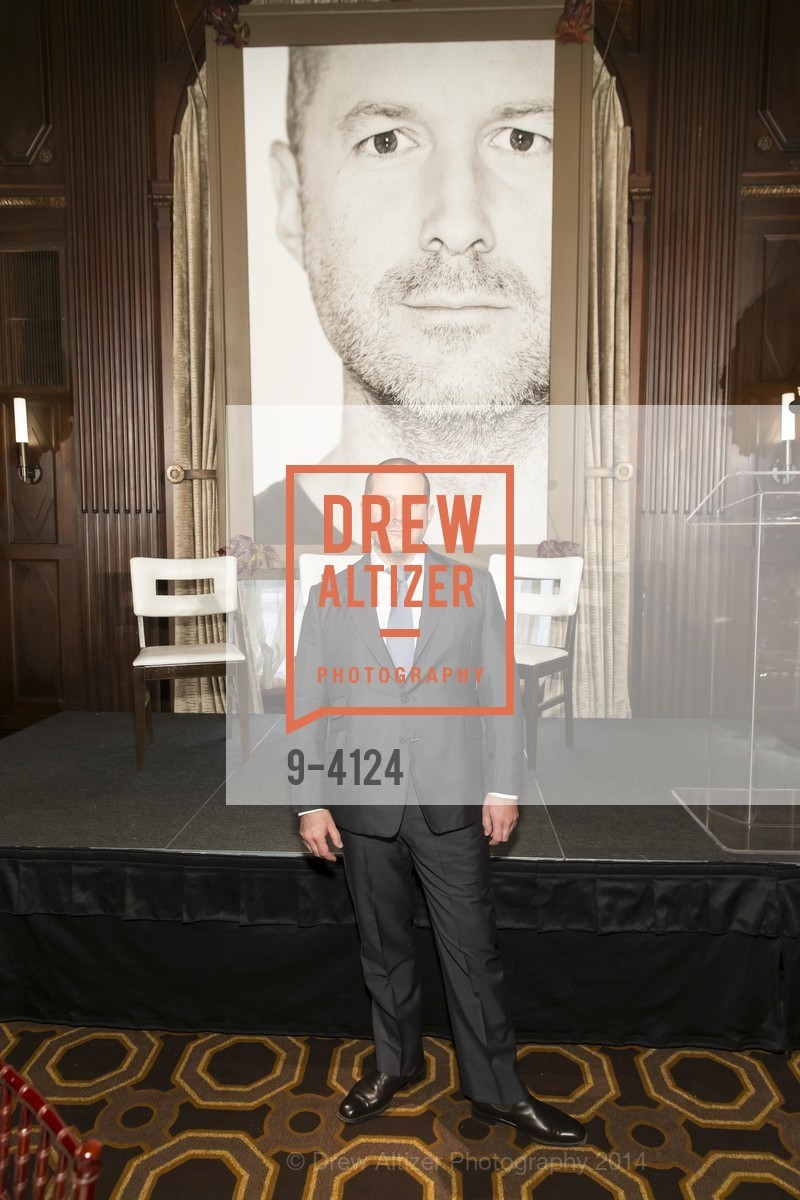 Jony Ive, 2014 Bay Area Treasure Award Honoring Jonathan Ive, US, October 31st, 2014, Photo #9-4124 Jony Ive, Photo #9-4124