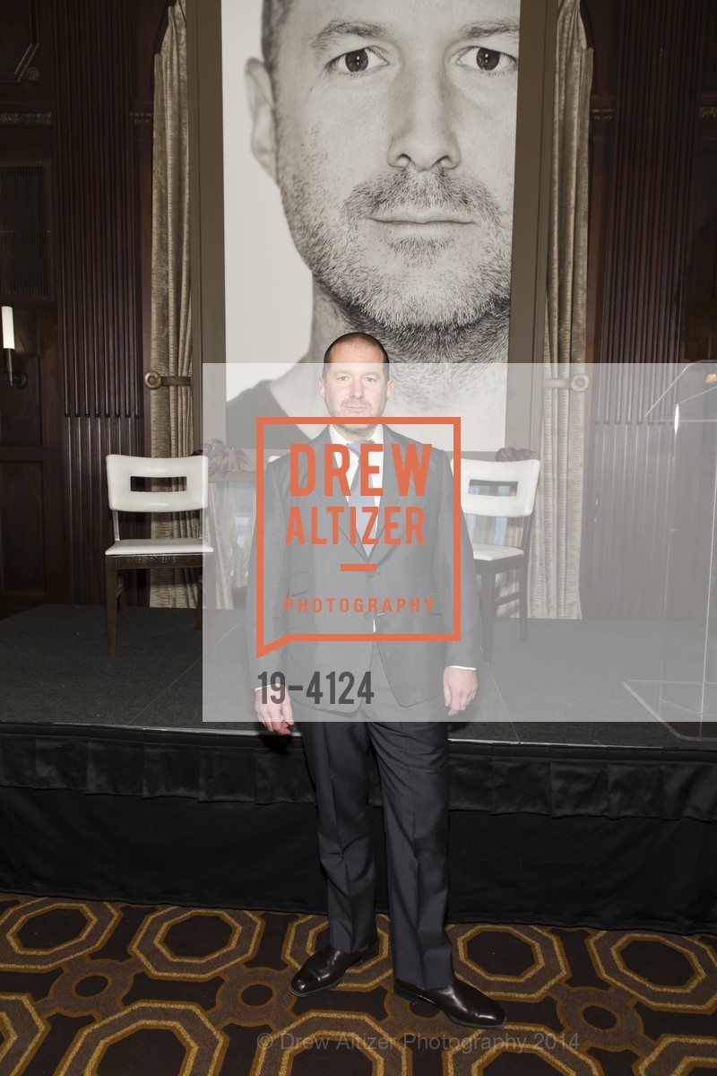Jony Ive, 2014 Bay Area Treasure Award Honoring Jonathan Ive, US, October 31st, 2014, Photo #19-4124 Jony Ive, Photo #19-4124