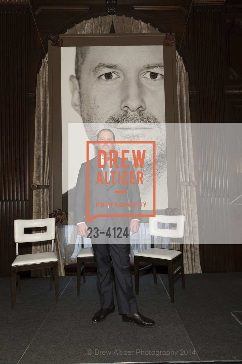 Jony Ive, 2014 Bay Area Treasure Award Honoring Jonathan Ive, US, October 31st, 2014, Photo #23-4124 Jony Ive, Photo #23-4124
