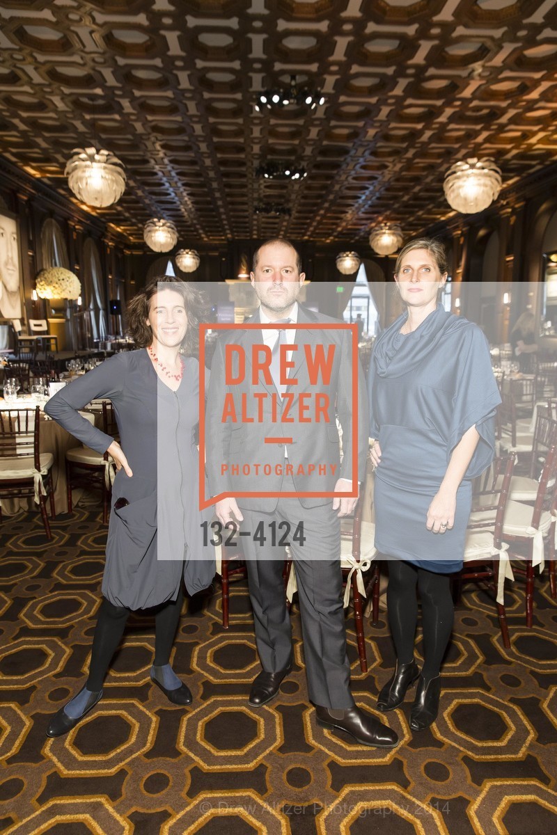Frances Anderton, Jony Ive, Jennifer Dunlop Fletcher, 2014 Bay Area Treasure Award Honoring Jonathan Ive, US, October 31st, 2014, Photo #132-4124 Frances Anderton, Jony Ive, Jennifer Dunlop Fletcher, Photo #132-4124