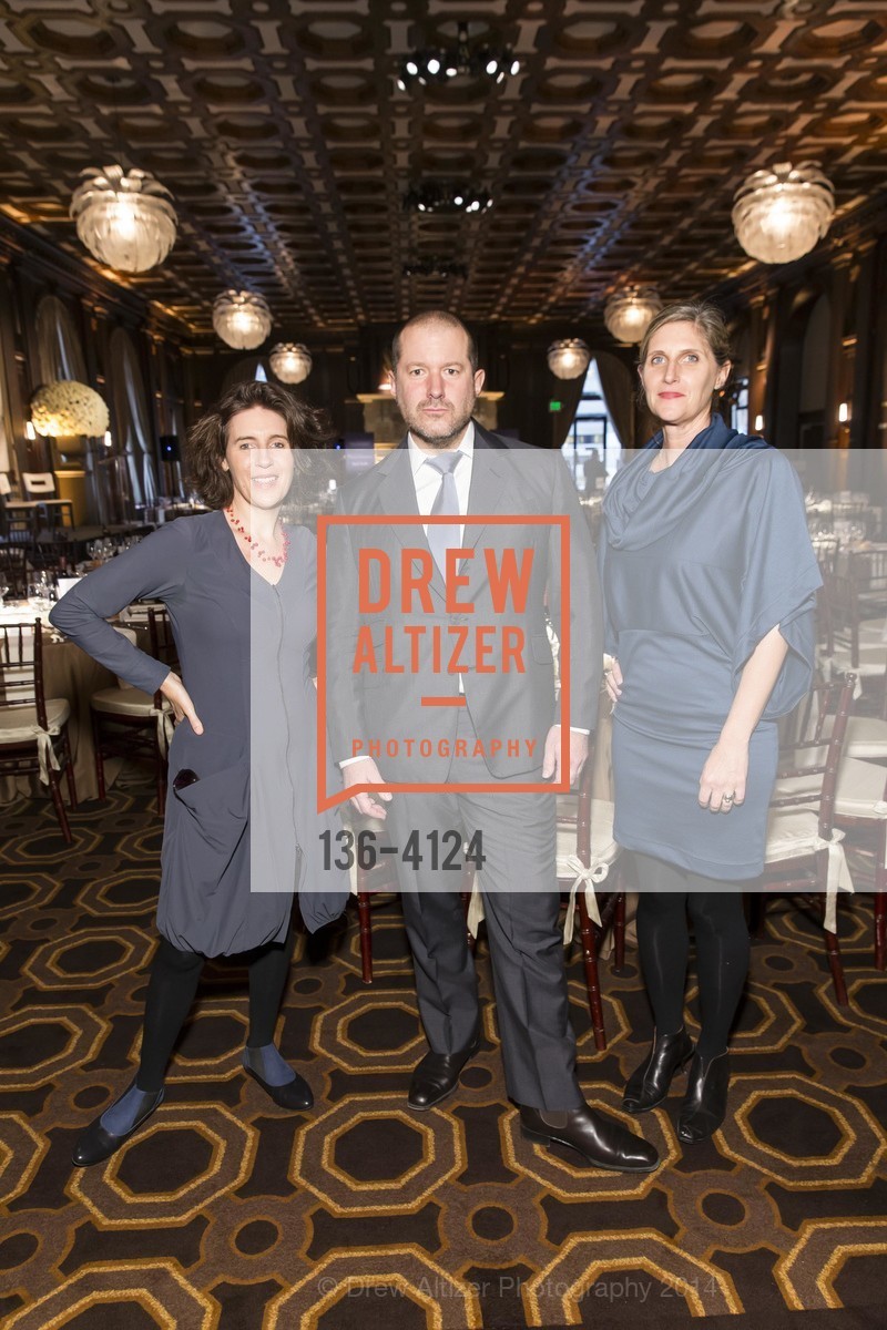 Frances Anderton, Jony Ive, Jennifer Dunlop Fletcher, 2014 Bay Area Treasure Award Honoring Jonathan Ive, US, October 31st, 2014, Photo #136-4124 Frances Anderton, Jony Ive, Jennifer Dunlop Fletcher, Photo #136-4124