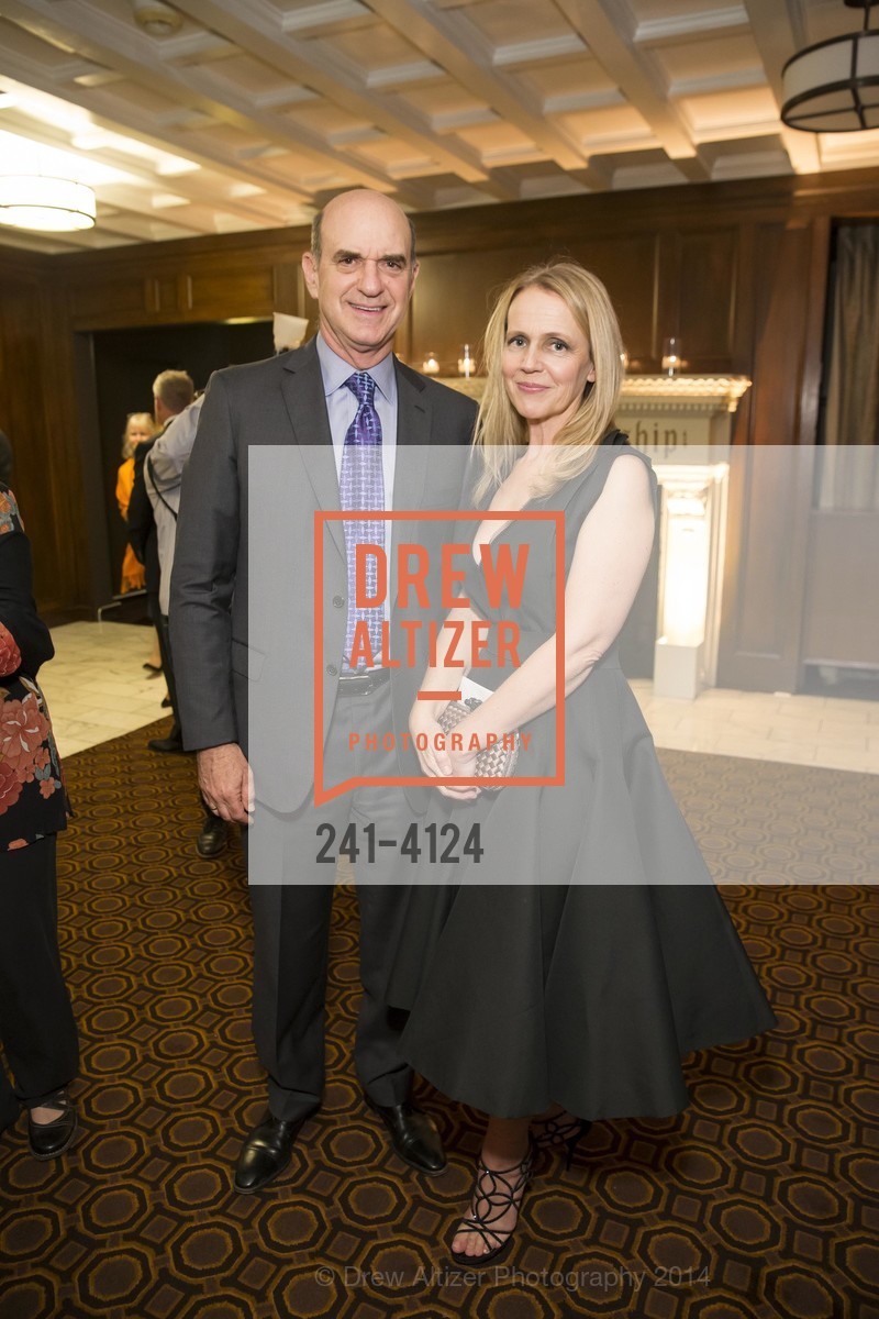 Bob Fisher, Heather Ive, 2014 Bay Area Treasure Award Honoring Jonathan Ive, US, October 31st, 2014, Photo #241-4124 Bob Fisher, Heather Ive, Photo #241-4124
