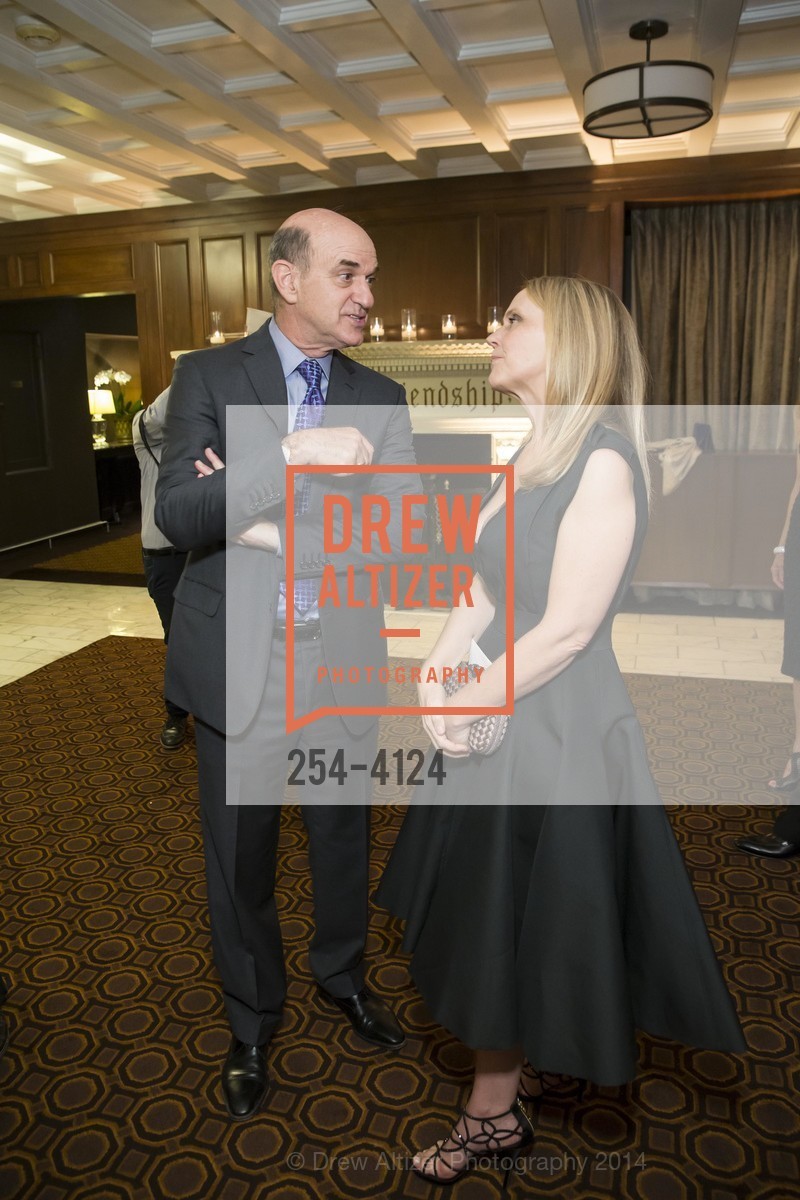 Bob Fisher, Heather Ive, 2014 Bay Area Treasure Award Honoring Jonathan Ive, US, October 31st, 2014, Photo #254-4124 Bob Fisher, Heather Ive, Photo #254-4124