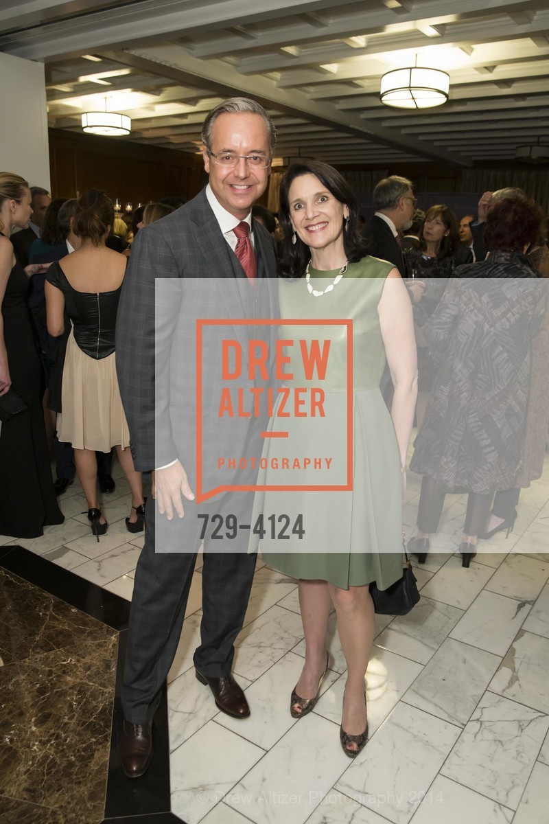 Douglas Durkin, Diana Nelson, 2014 Bay Area Treasure Award Honoring Jonathan Ive, US, October 31st, 2014, Photo #729-4124 Douglas Durkin, Diana Nelson, Photo #729-4124