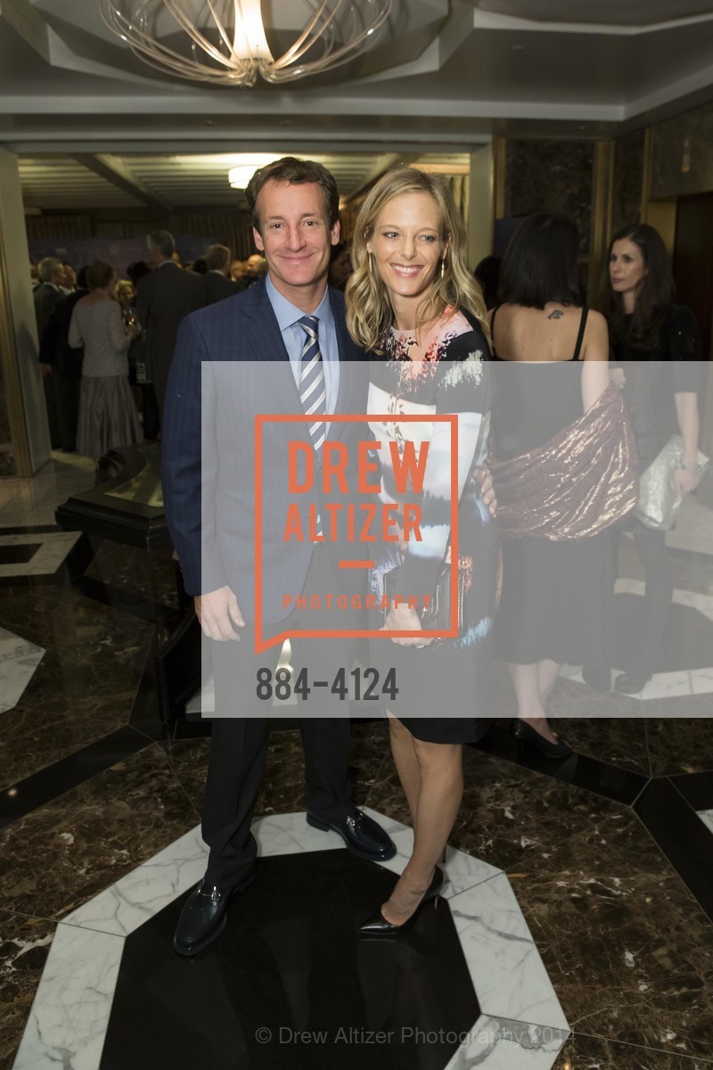 Todd Traina, Katie Traina, 2014 Bay Area Treasure Award Honoring Jonathan Ive, US, October 31st, 2014, Photo #884-4124 Todd Traina, Katie Traina, Photo #884-4124