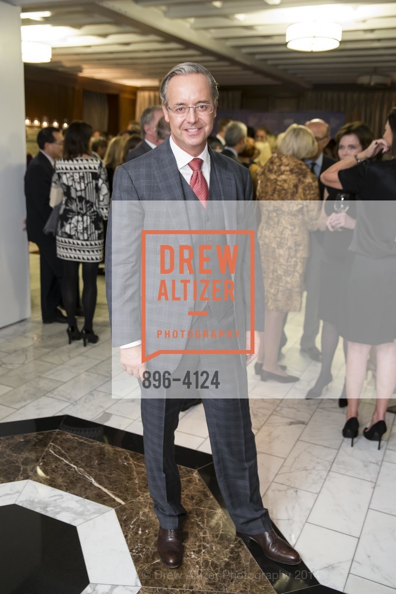 Douglas Durkin, 2014 Bay Area Treasure Award Honoring Jonathan Ive, US, October 31st, 2014, Photo #896-4124 Douglas Durkin, Photo #896-4124