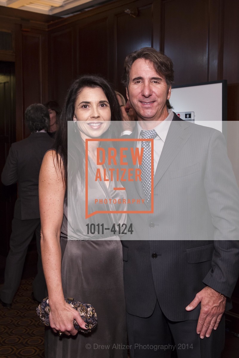 Candace Cavanaugh, Mario Rodighiero, 2014 Bay Area Treasure Award Honoring Jonathan Ive, US, October 31st, 2014, Photo #1011-4124 Candace Cavanaugh, Mario Rodighiero, Photo #1011-4124