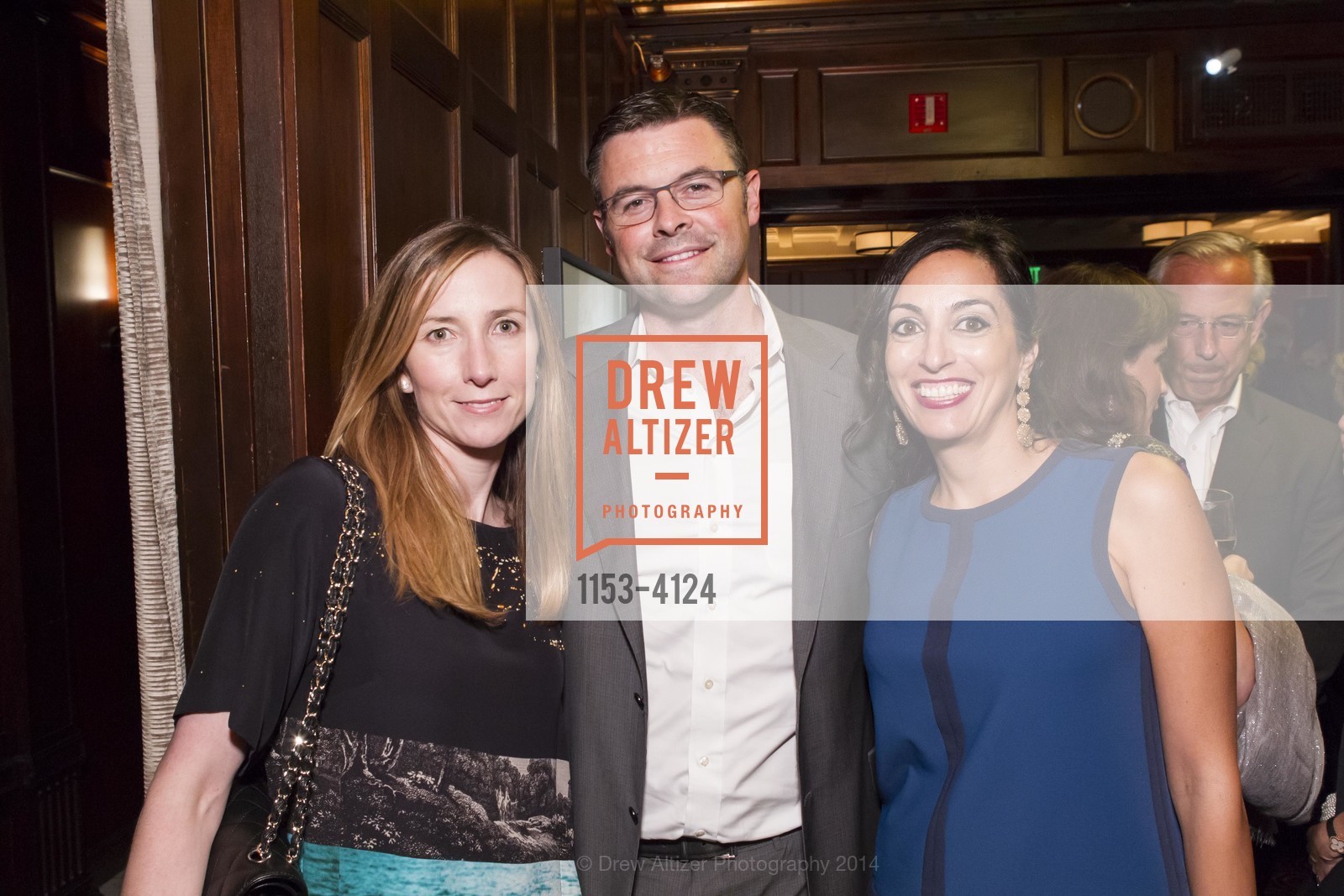 Jennifer Forster, Kyle Forster, Maria Haidamus, 2014 Bay Area Treasure Award Honoring Jonathan Ive, US, October 31st, 2014, Photo #1153-4124 Jennifer Forster, Kyle Forster, Maria Haidamus, Photo #1153-4124