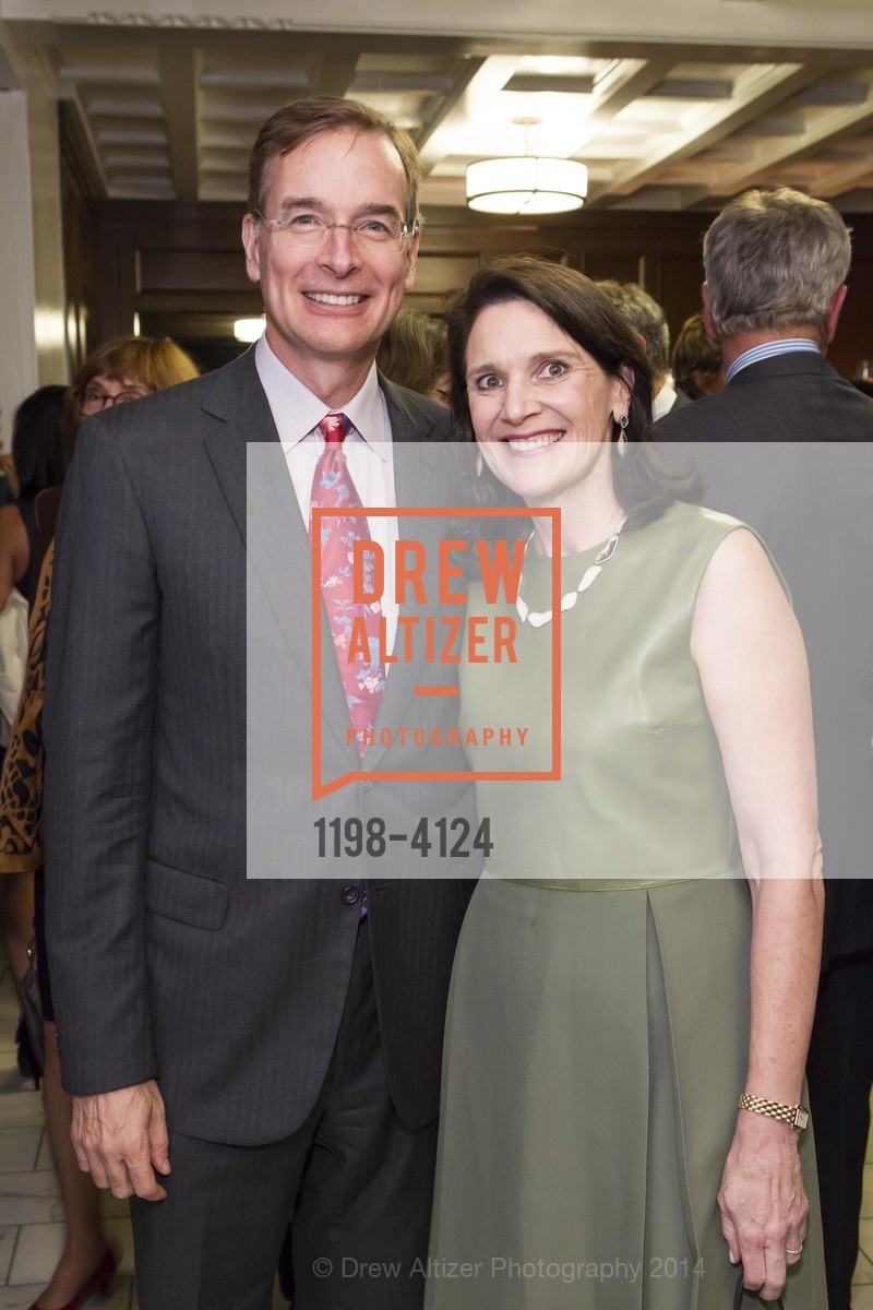 John Atwater, Diana Nelson, 2014 Bay Area Treasure Award Honoring Jonathan Ive, US, October 31st, 2014, Photo #1198-4124 John Atwater, Diana Nelson, Photo #1198-4124