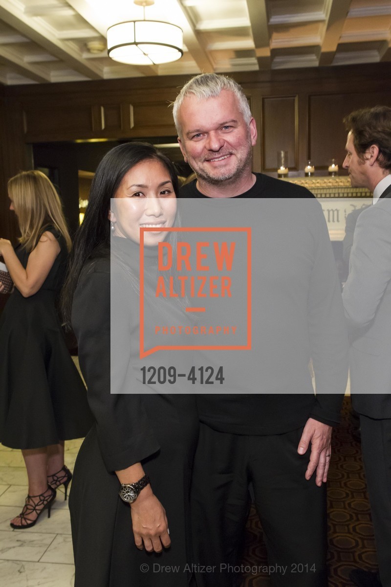 Lan Oehl, Wilhelm Oehl, 2014 Bay Area Treasure Award Honoring Jonathan Ive, US, October 31st, 2014, Photo #1209-4124 Lan Oehl, Wilhelm Oehl, Photo #1209-4124