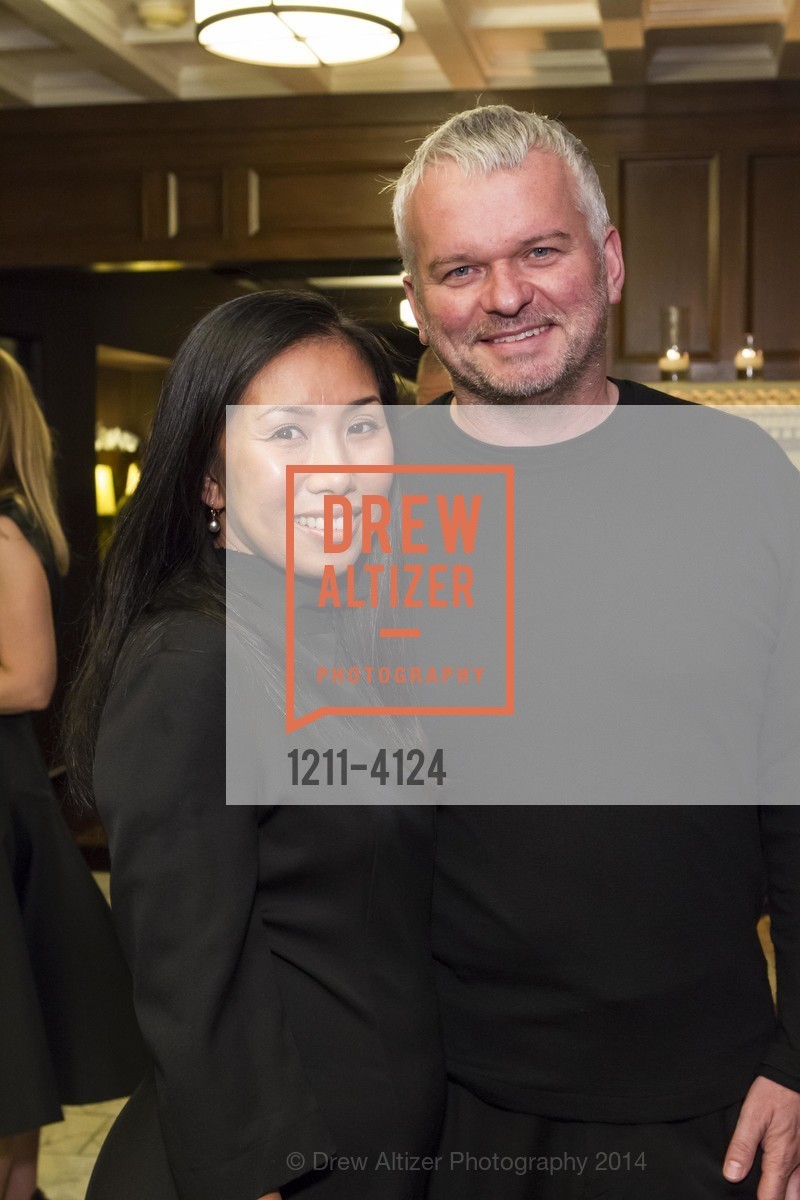 Lan Oehl, Wilhelm Oehl, 2014 Bay Area Treasure Award Honoring Jonathan Ive, US, October 31st, 2014, Photo #1211-4124 Lan Oehl, Wilhelm Oehl, Photo #1211-4124