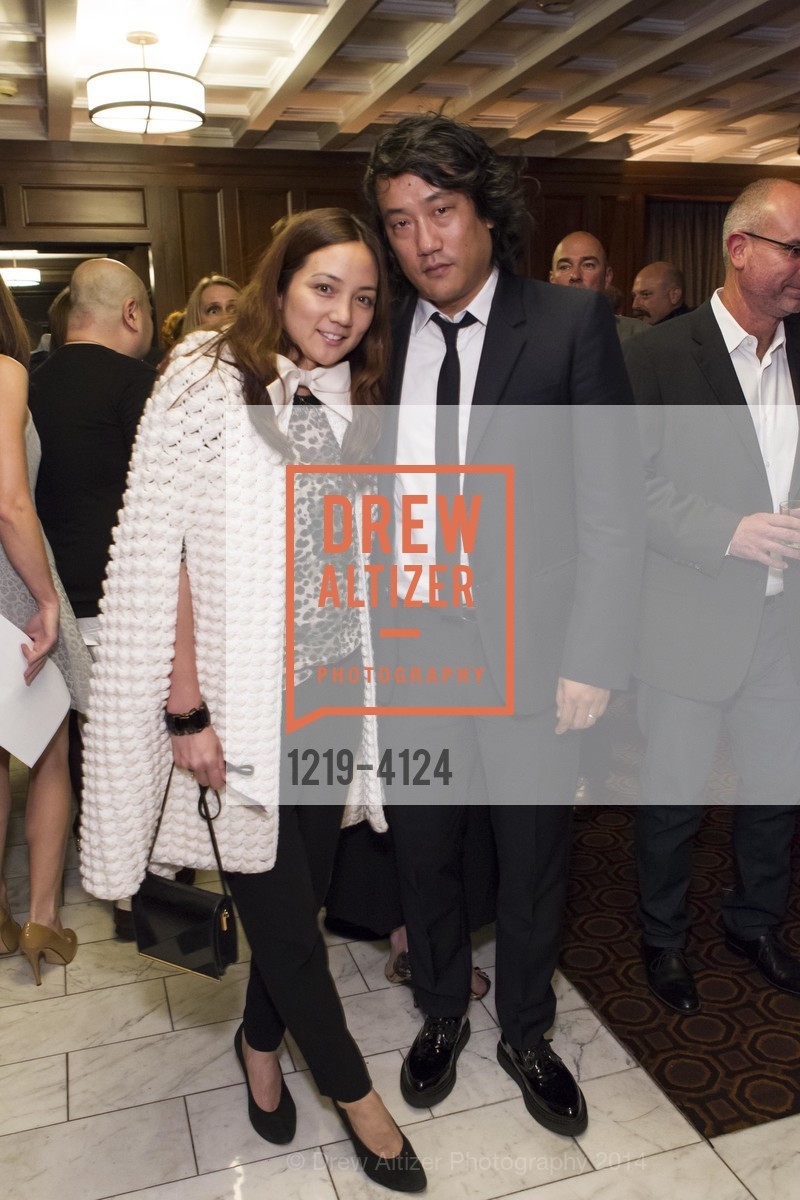 Makiko Fujikawa, Eugene Hwang, 2014 Bay Area Treasure Award Honoring Jonathan Ive, US, October 31st, 2014, Photo #1219-4124 Makiko Fujikawa, Eugene Hwang, Photo #1219-4124
