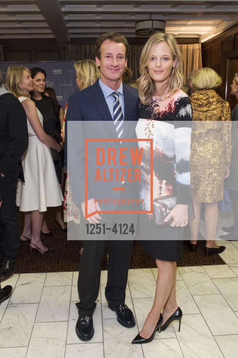Todd Traina, Katie Traina, 2014 Bay Area Treasure Award Honoring Jonathan Ive, US, October 31st, 2014, Photo #1251-4124 Todd Traina, Katie Traina, Photo #1251-4124
